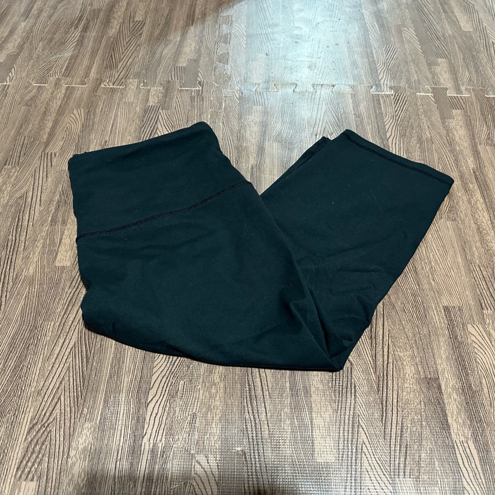 Knockout by Victoria's Secret High-Rise Crop Legging